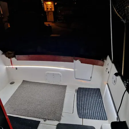 Sammy Sea Båthotell