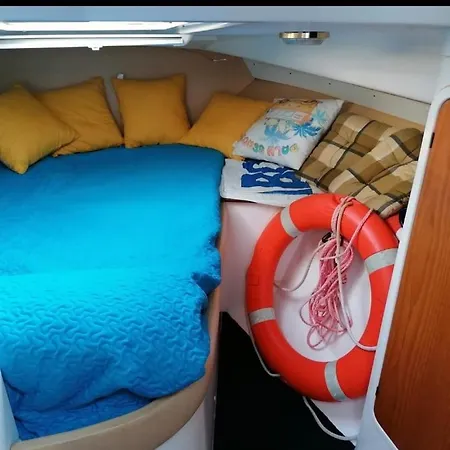 Sammy Sea بوتيل